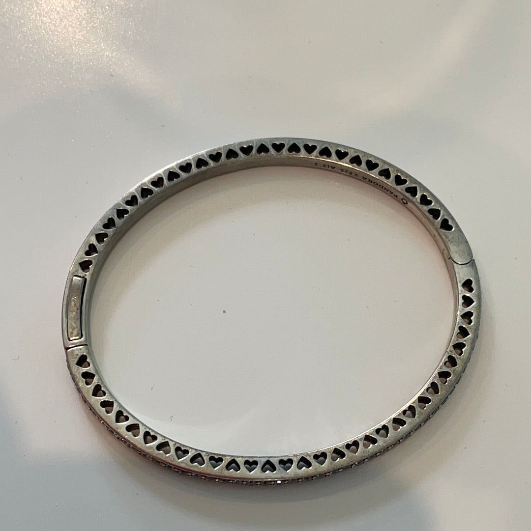 Genuine Pandora Radiant Hearts Bangle Baby Pink / Cream / Cerise Pink Bangle