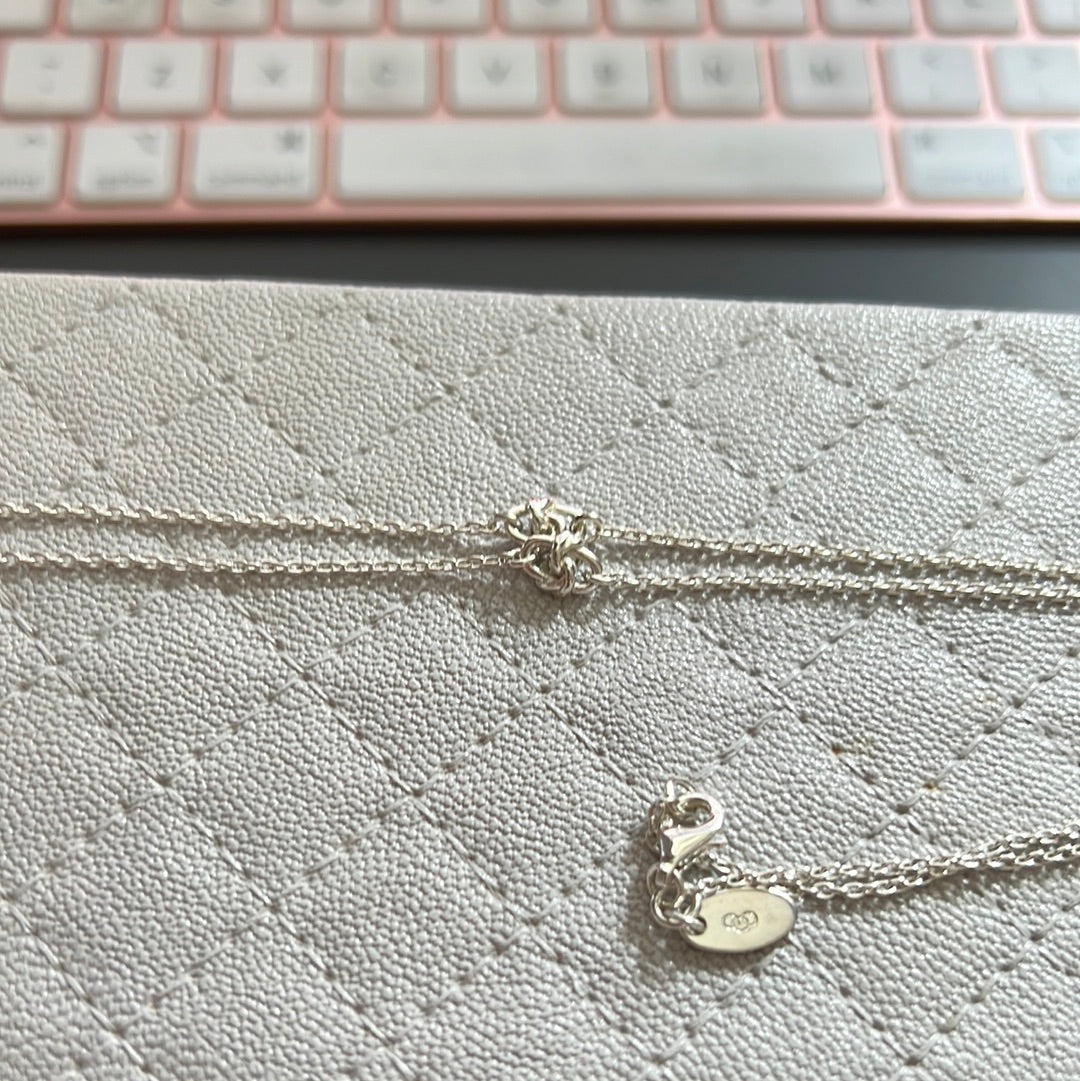 Genuine Links of London Petite Knot Brand New Necklace