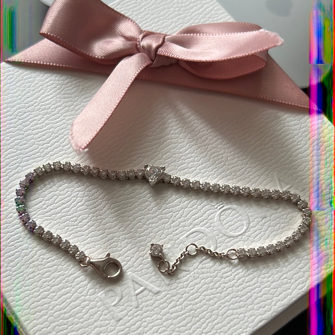Genuine Pandora Pave Sparkling Heart Adjustable Bracelet Size 1 16.5cm