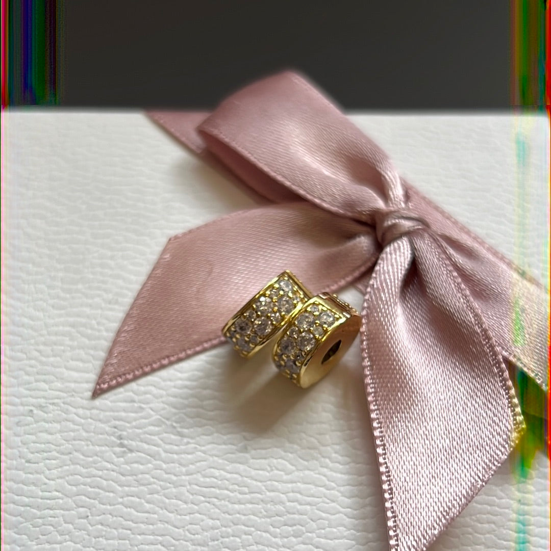 Genuine Pandora Silicone Pandora Shine Gold Clips Pave CZ