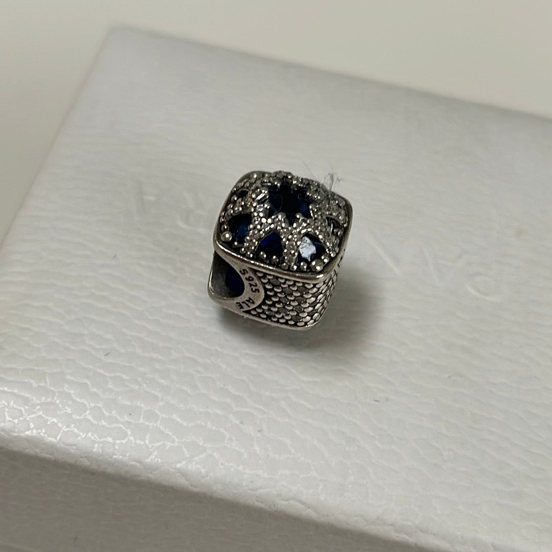 Genuine Pandora Blue And Clear Pave Beautiful Glacial Beauty Charm