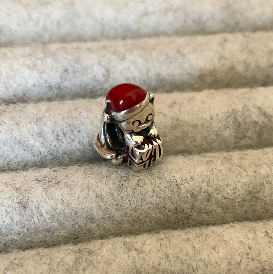 Genuine Pandora Christmas Cat with Santa Hat and Present Charm