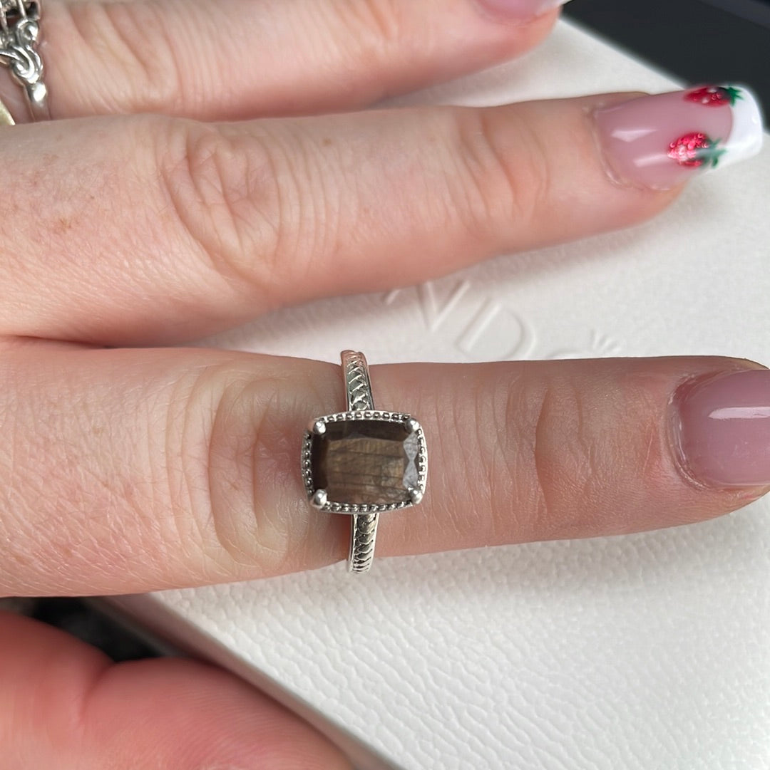 Unbranded But Beautiful Brown Stone Ring 54