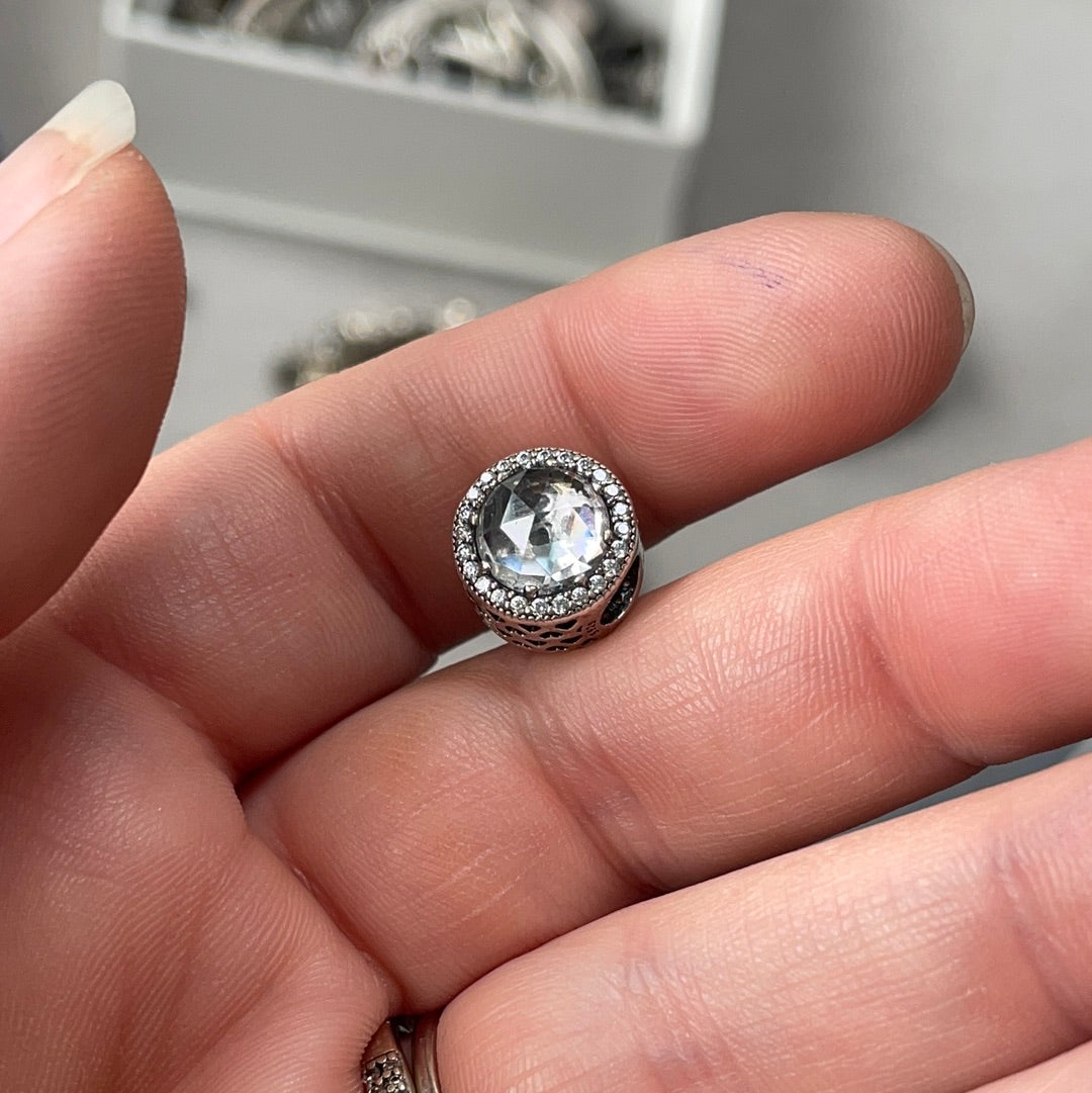 Genuine Pandora Clear Pave Radiant Hearts Pave Large Stone Charm