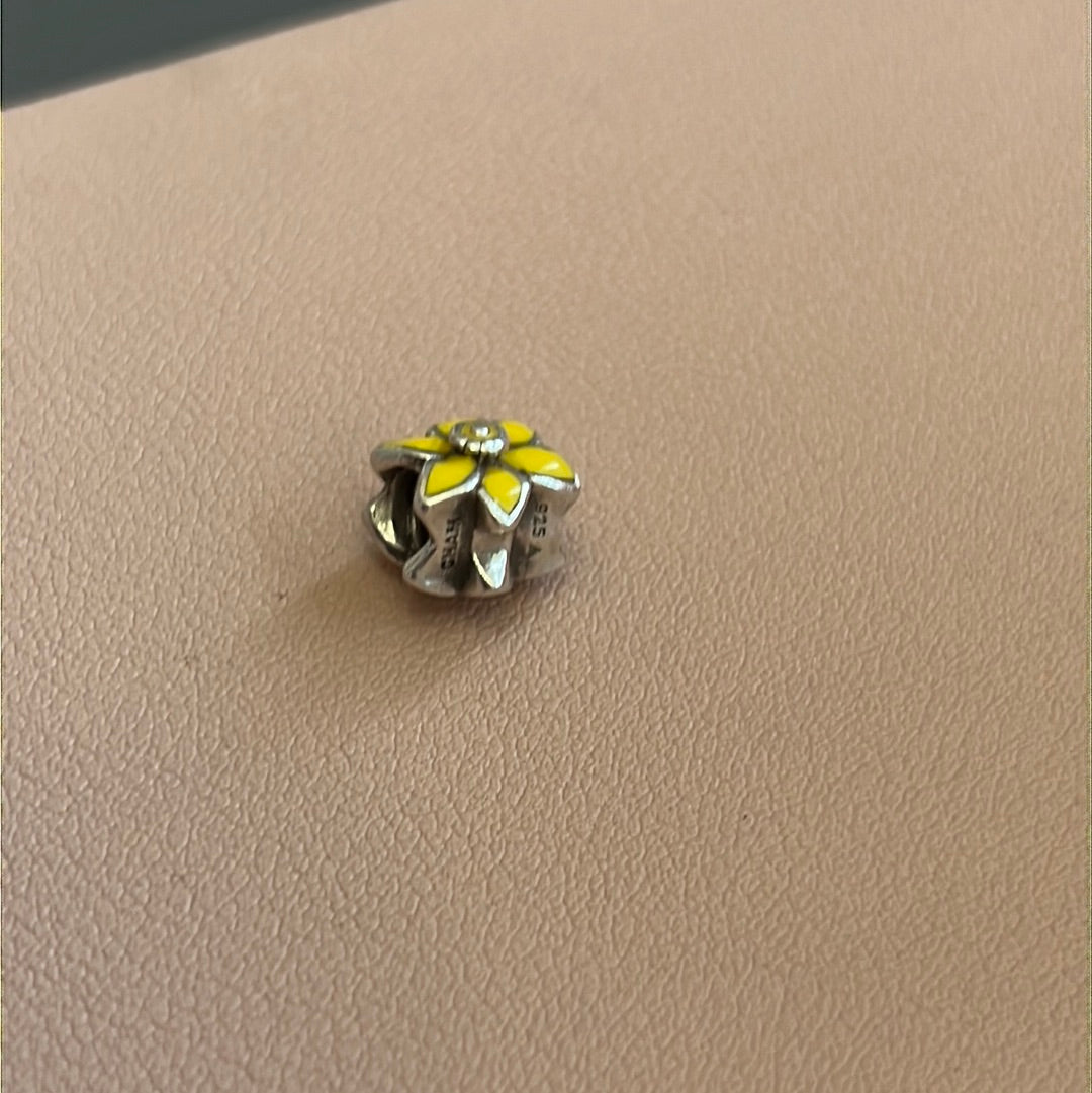 Genuine Chamilia Marie Curie Cancer Awareness Yellow Flower Charm