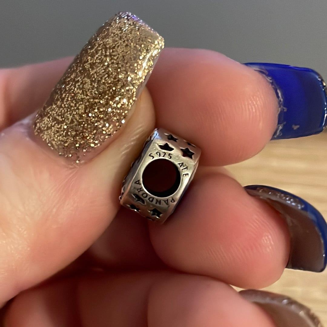Genuine Pandora Disney Minnie and Mickey Mouse Enamel Happily Ever After Parks Exclusive