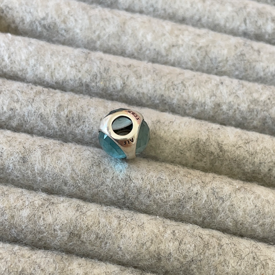Genuine Pandora Radiant Silver Grey Droplet Stone, Three Stone Charm