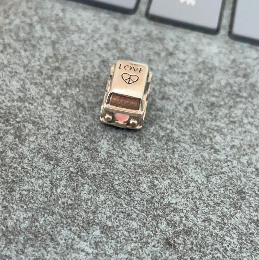 Unbranded Camper Van of Love Charm