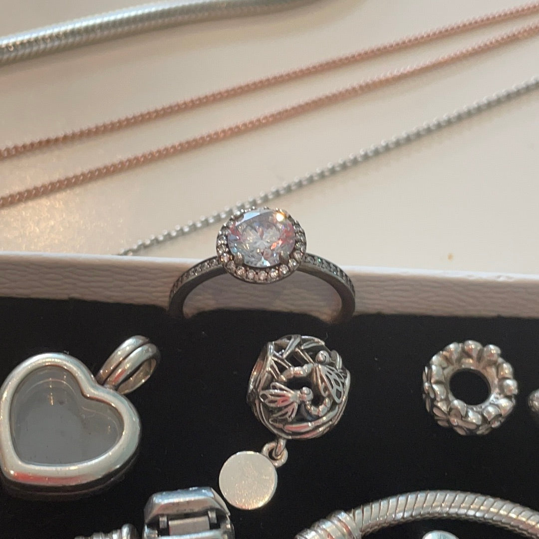 Genuine Pandora Pave Circle Clear CZ Stone Ring Size 52