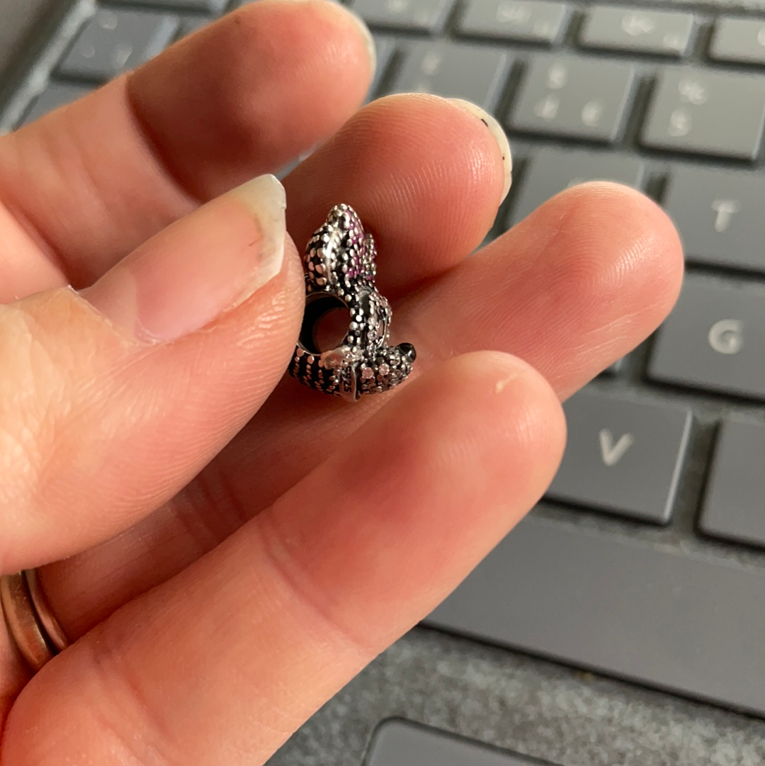 Genuine Pandora Disney Minnie Mouse Limited Edition 2015 Pave Charm