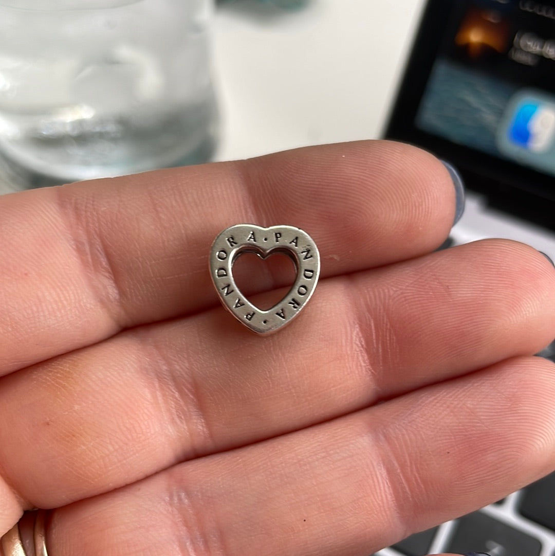 Genuine Pandora Reflexions Logo Plain Heart Clip Charm