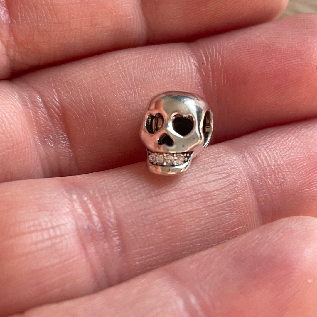 Genuine Chamilia Pave Skull Halloween Charm
