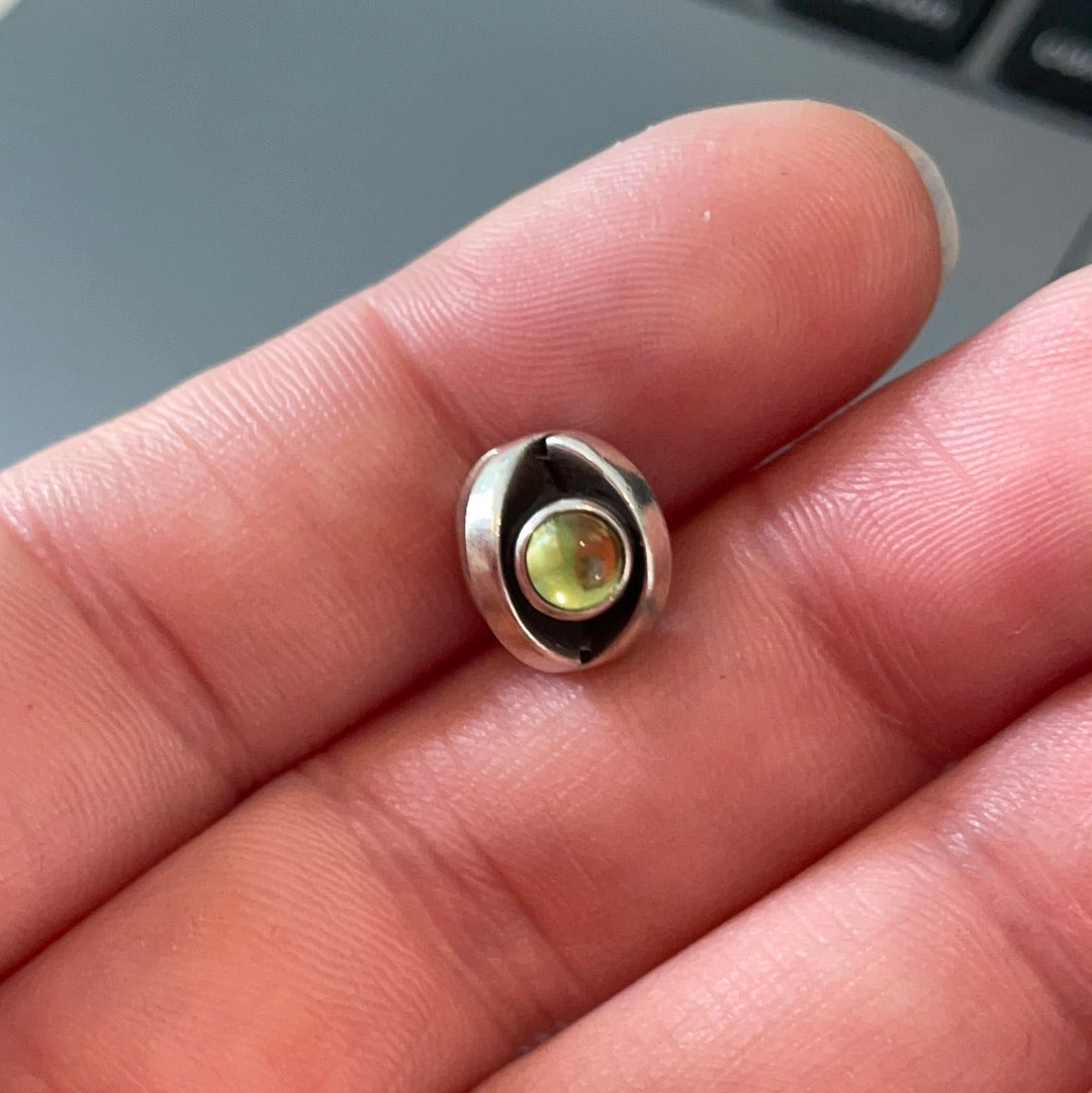Genuine Pandora Green Peridot Eye Crossover Charm Rare