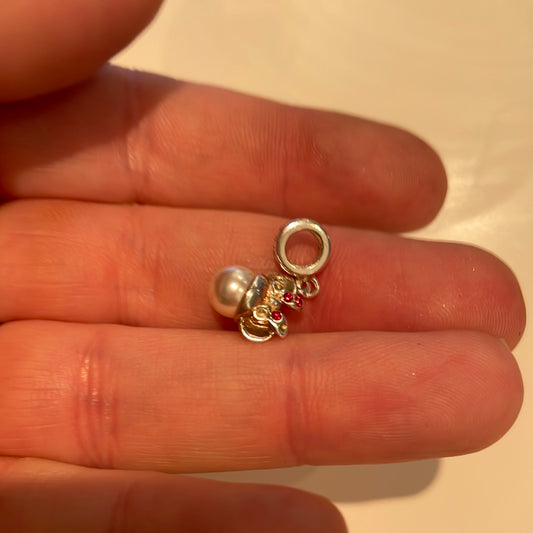 Genuine Chamilia Disney Minnie Mouse Enamel White Pearl Dangle Hat Ears Charm