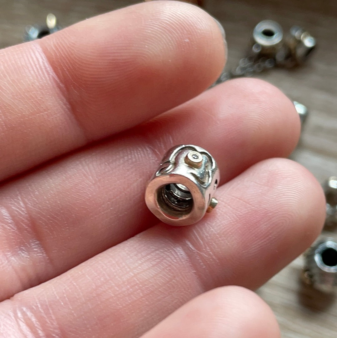 Genuine Pandora RARE HTF Two Tone Oxidised Flower Diamond Charm