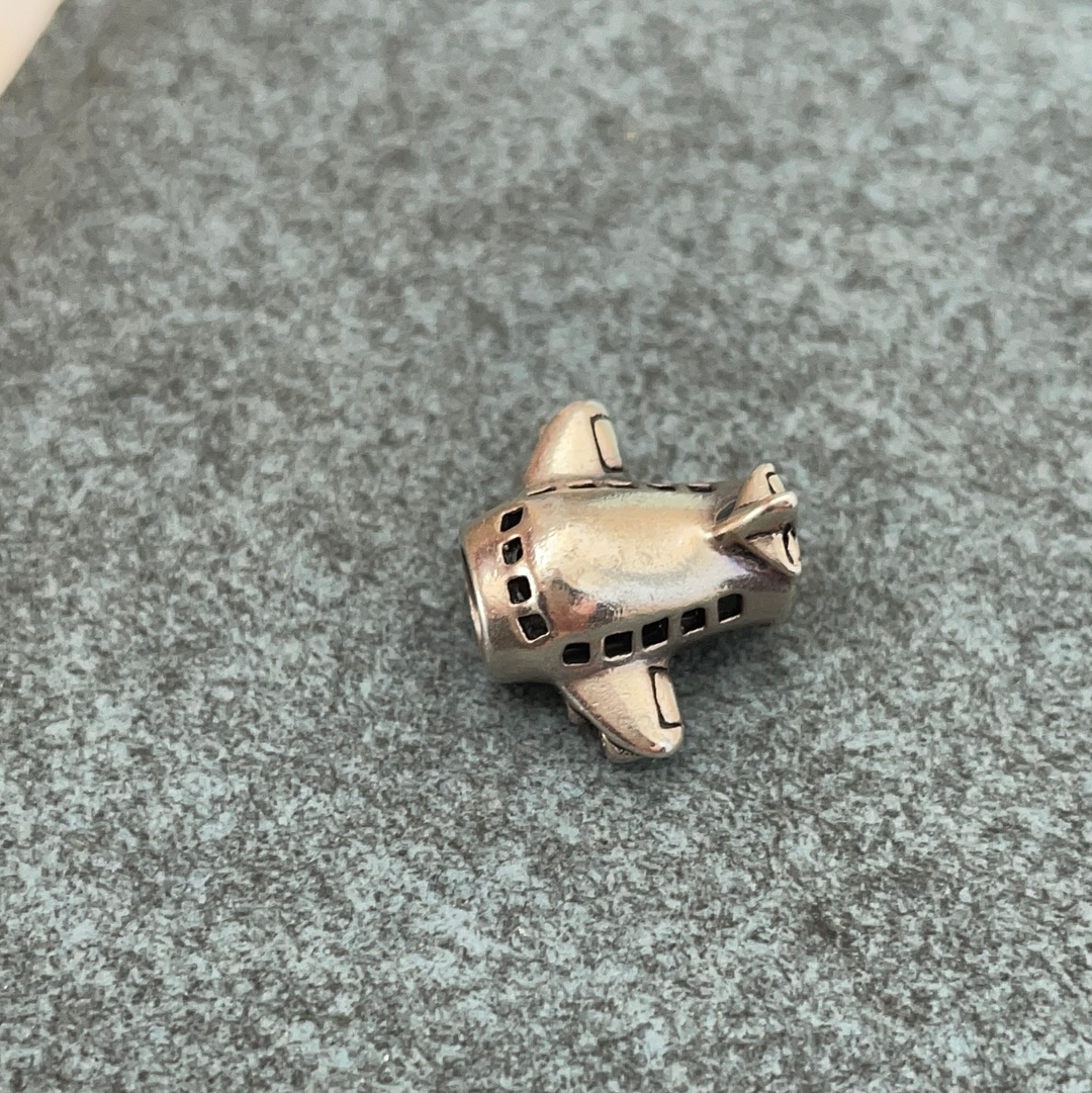 Unbranded  Jumbo Jet Aeroplane Travel Charm