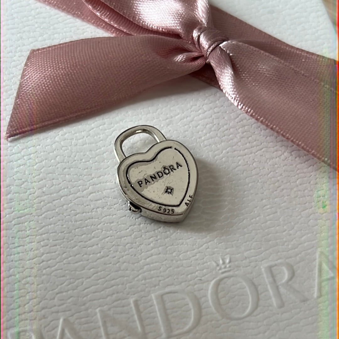 Unbranded Disney Parks Padlock Charm