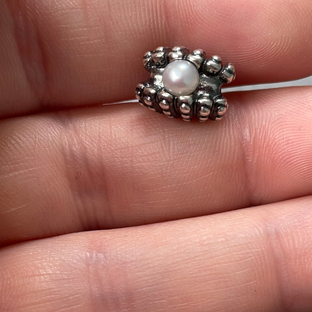 Genuine Pandora Seashell Oyster with Pearl RARE HTF Charm