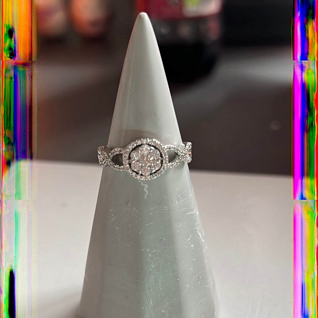Sterling Silver Pave Beautiful Flower Twist Stone Ring Size 60