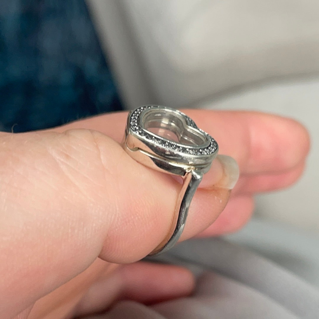 Genuine Pandora Pave Heart Shaped Memory Locket Ring Size 52