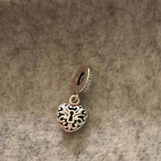 Genuine Pandora Vintage Lace Lock Openwork Dangle