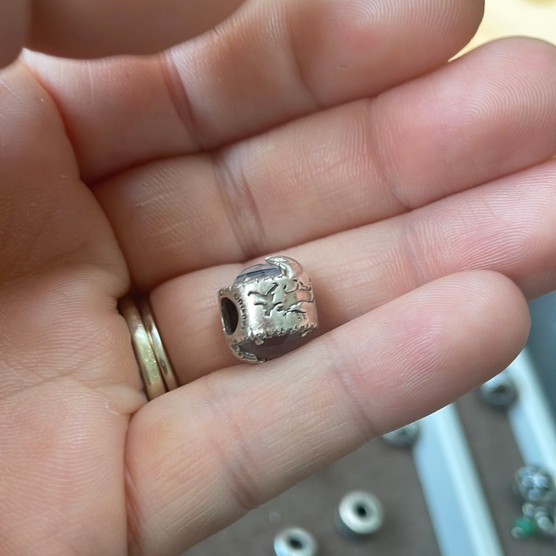 Genuine Pandora Disney Dazzling Blue Frozen Snowflake Cz Charm With Characters