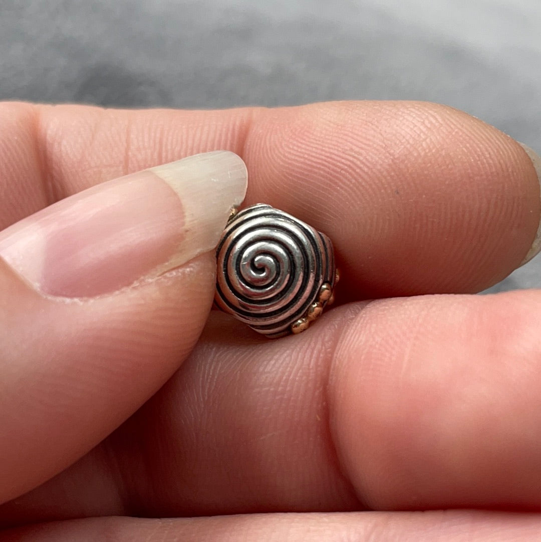 Genuine Pandora Two Tone Line and Dot Ebb and Flow HTF  Charm