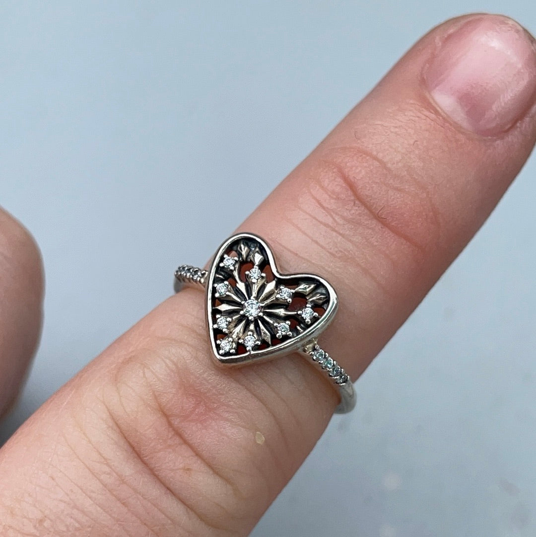 Genuine Pandora Clear CZ You Melt My Heart Pave Ring 54