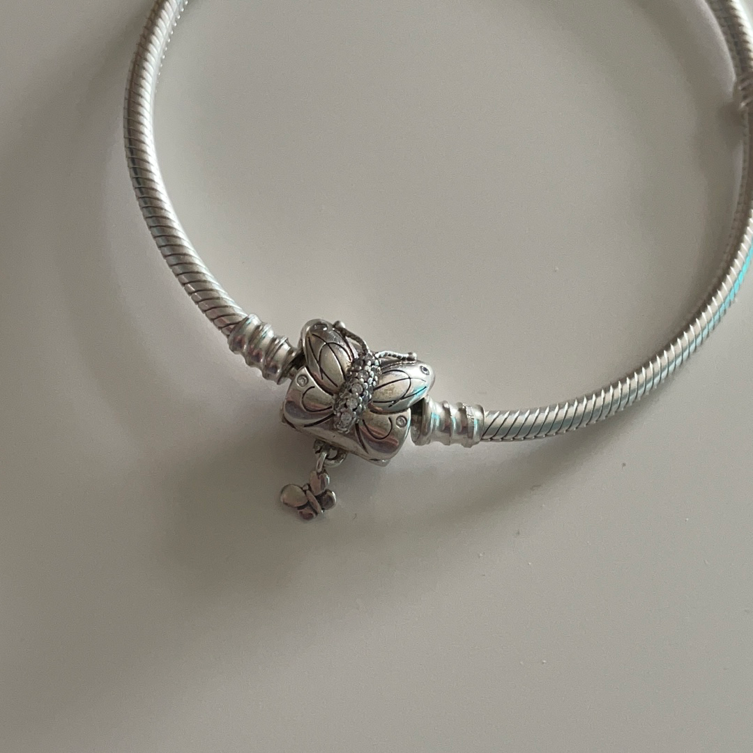Genuine Pandora 18cm Butterfly Pave Clasp Bracelet.