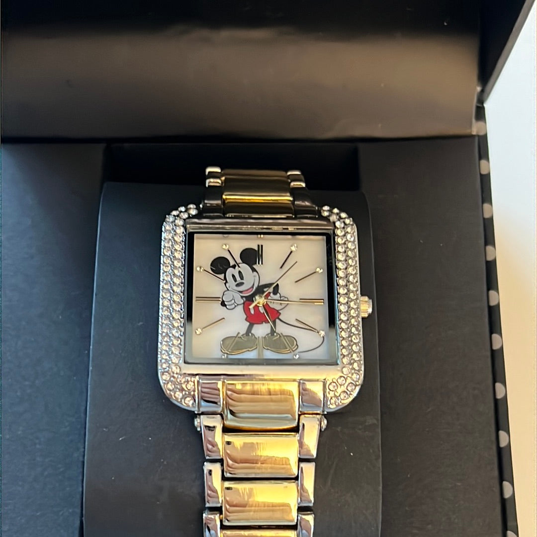 Brand New Disney Large Mickey Mouse Watch Beautiful!