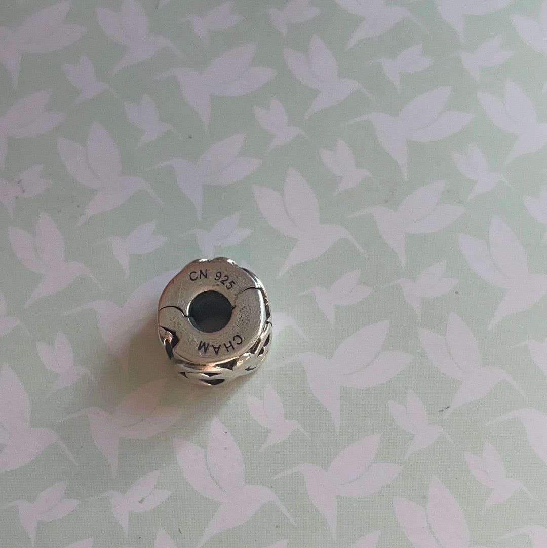 Genuine Chamilia Swirl Heart Silicone Clip Charm