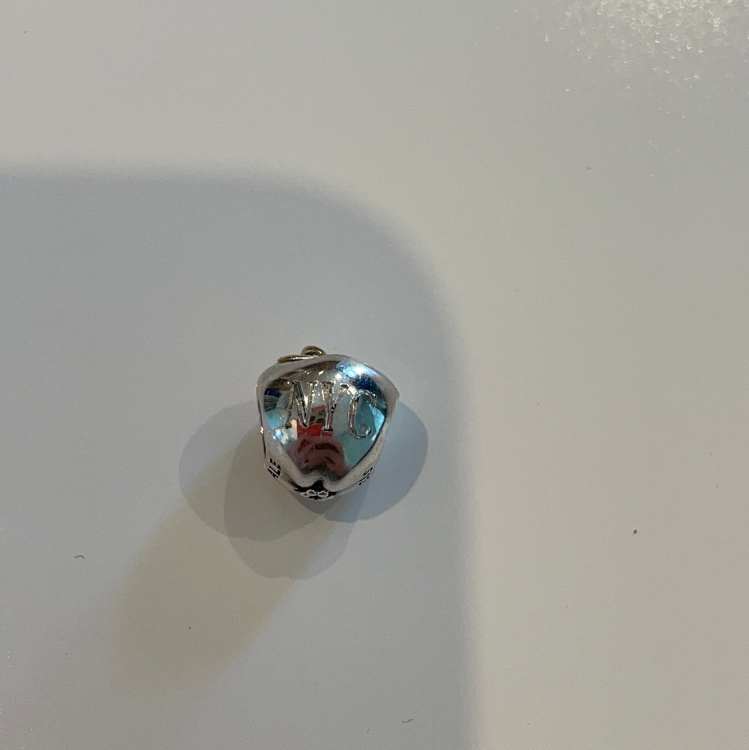 Genuine Pandora Two Tone The Big Apple NYC New York Charm