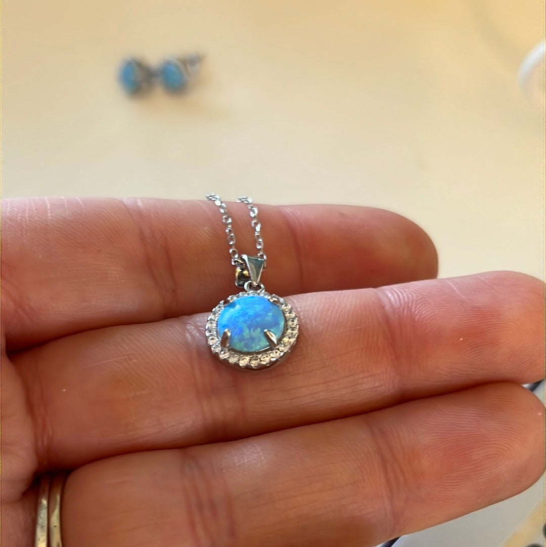 Sterling Silver Beautiful Blue Opal and CZ Necklace 45cm