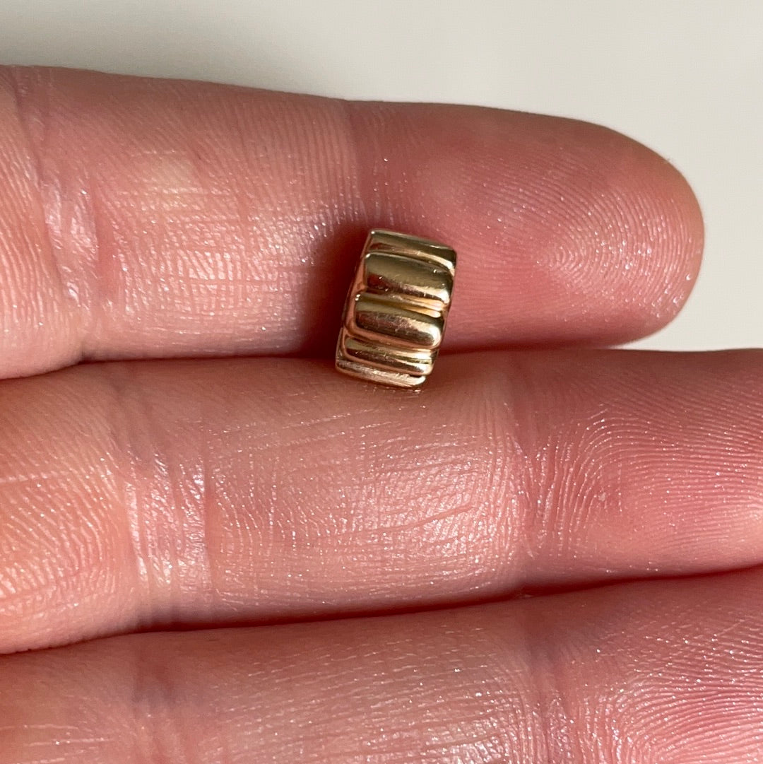 Genuine Pandora Solid 14ct Gold Ribbed Line Clip HTF