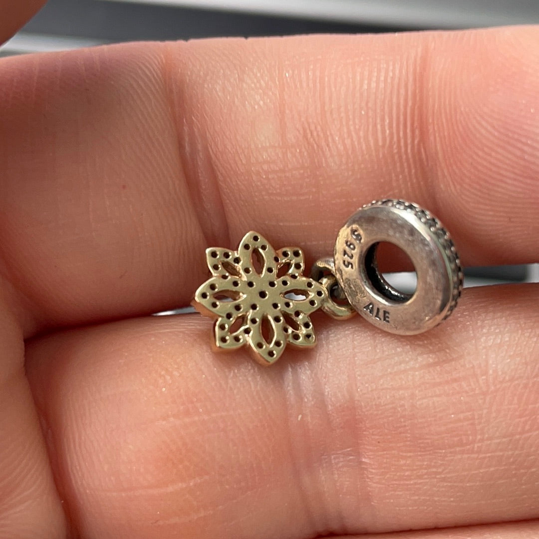 Genuine Pandora Two Tone Snowflake Pave Flower Rare Retired Dangle Charm