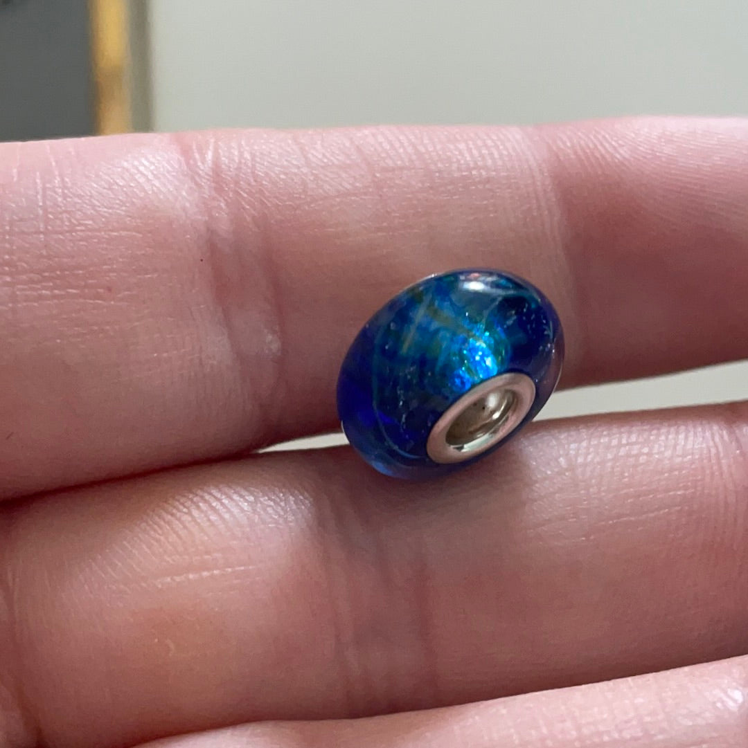 Genuine Chamilia Murano Blue Line Iridescent Charm