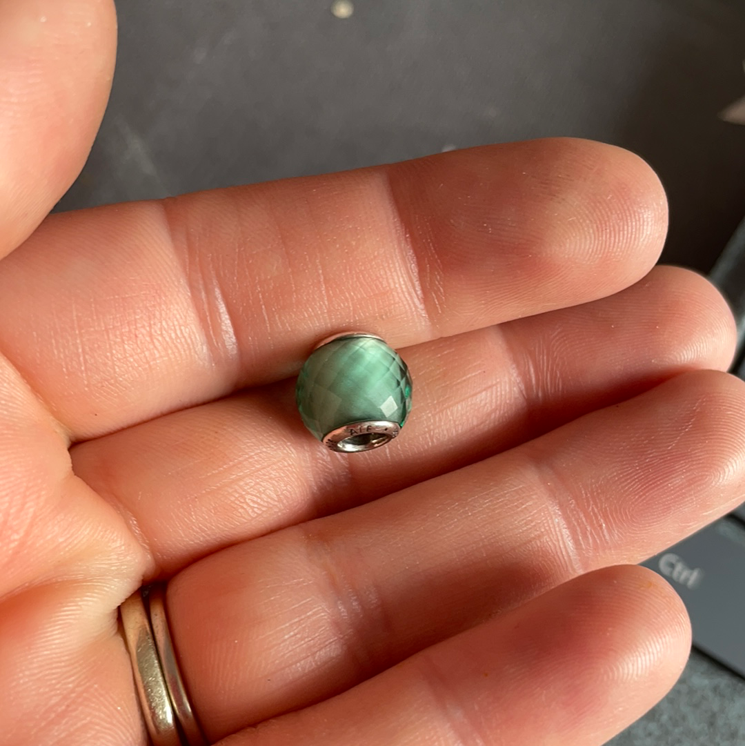 Genuine Pandora Petite Facet Murano In Mint Green
