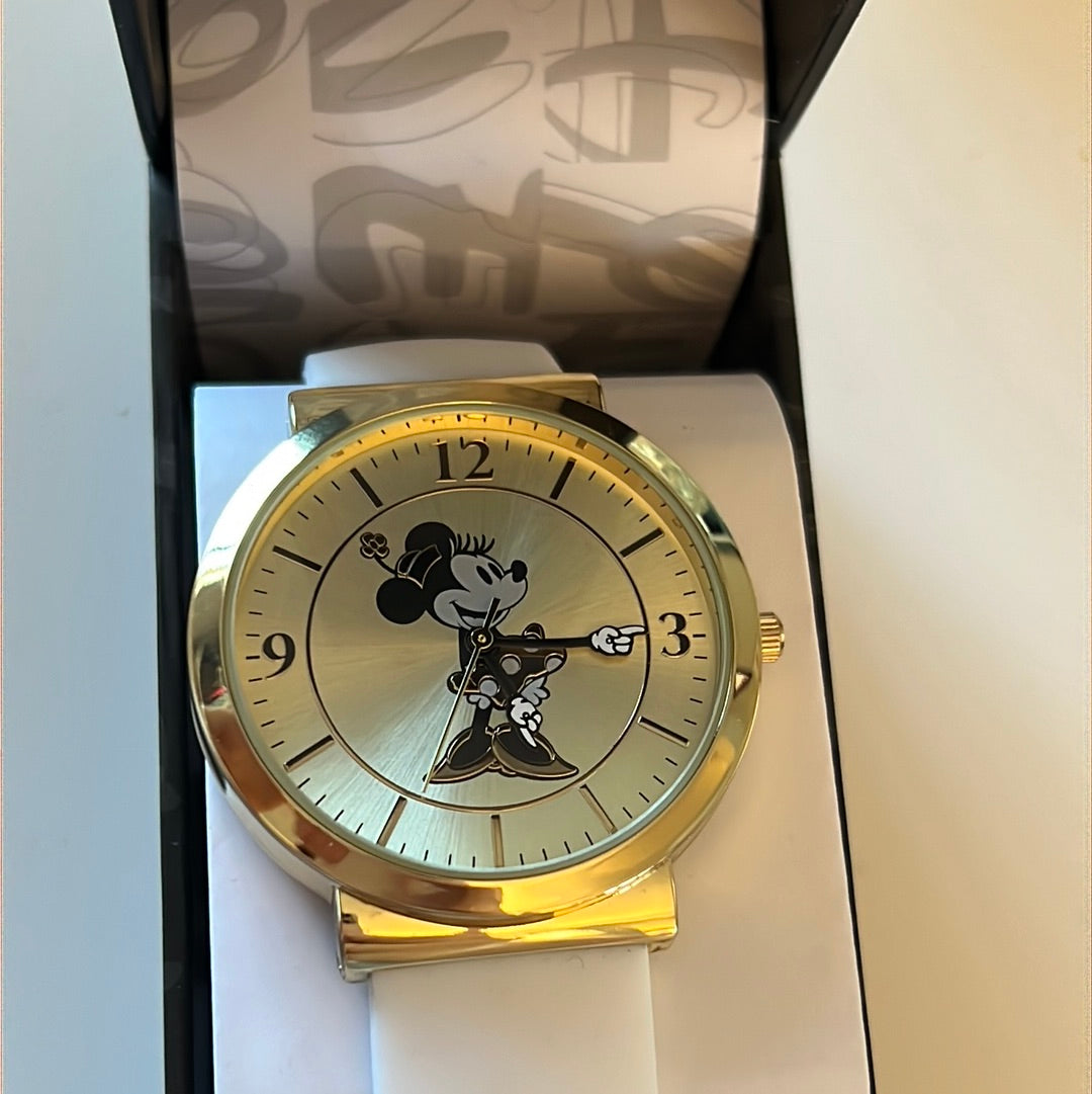 Brand New Disney Minnie Mouse Watch Beautiful!