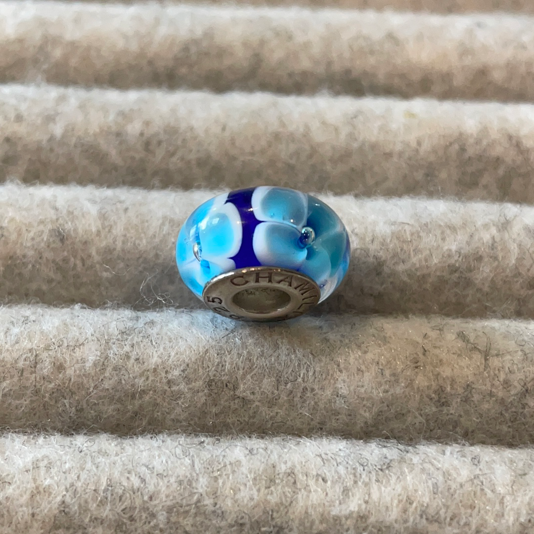 Genuine Chamilia murano - Blue flowers