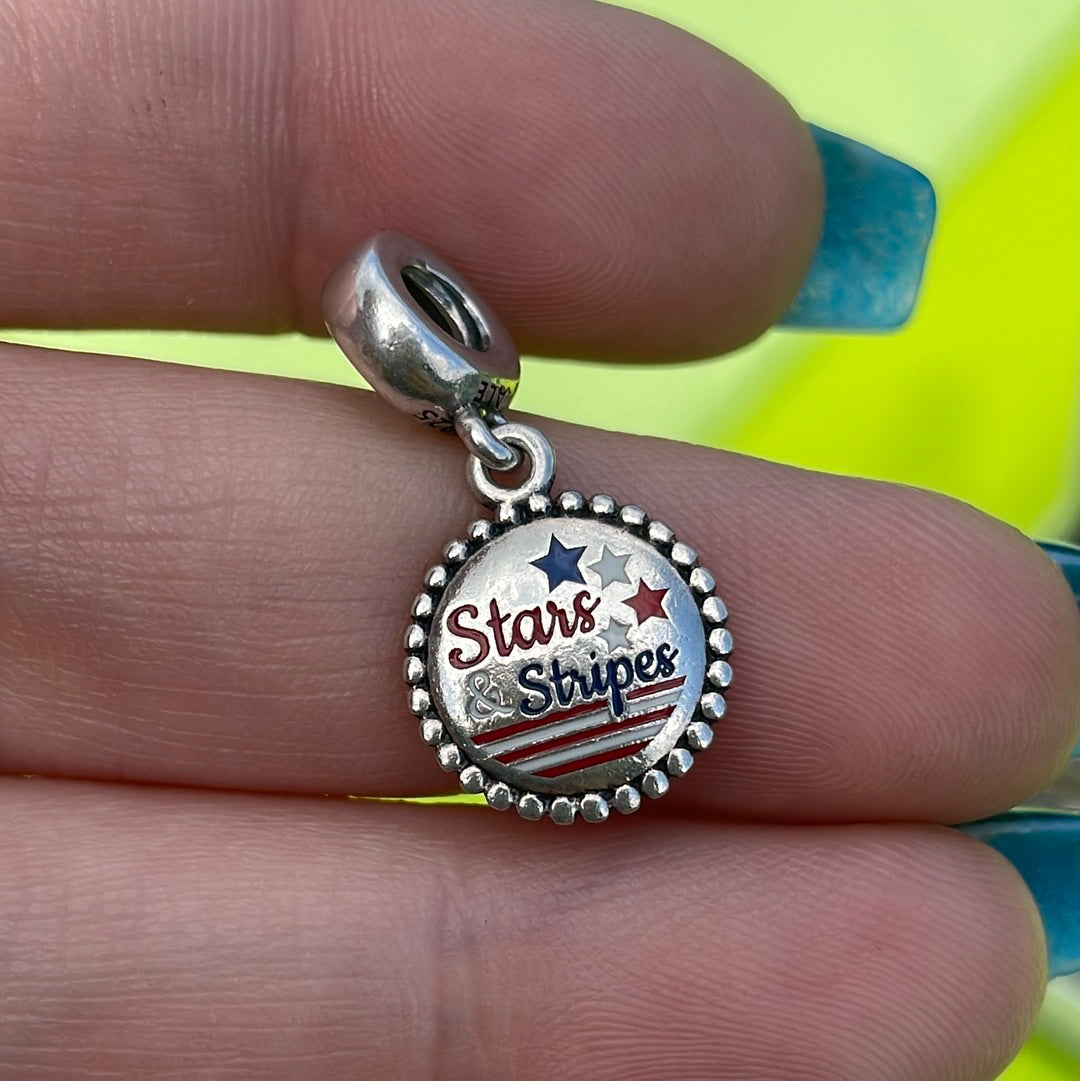 Genuine Pandora Enamel Stars and Stripes America USA Travel Charm