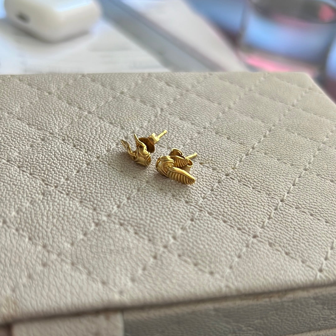 Genuine Pandora x Harry Potter Shine Golden Snitch Earrings