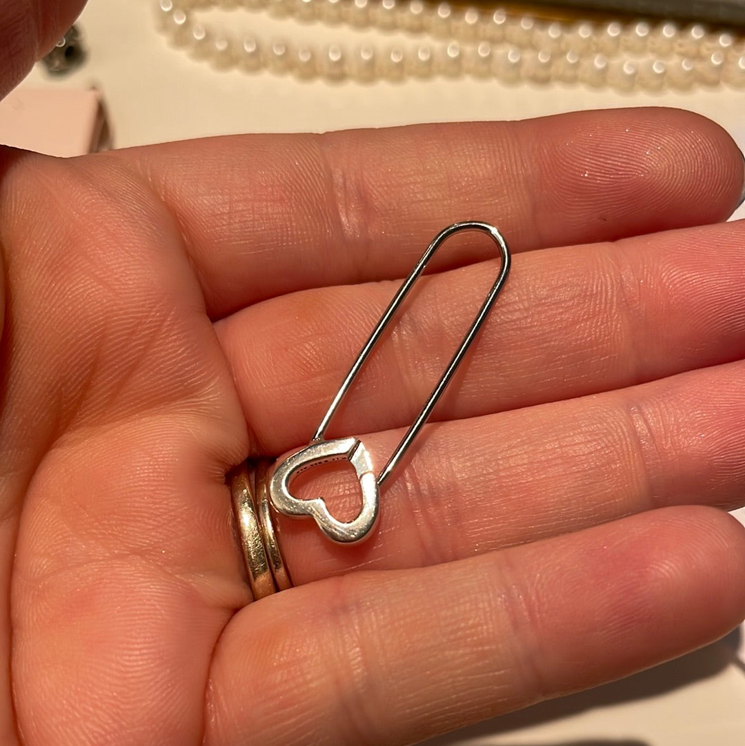 Genuine Pandora ME I Safety Pin Badge