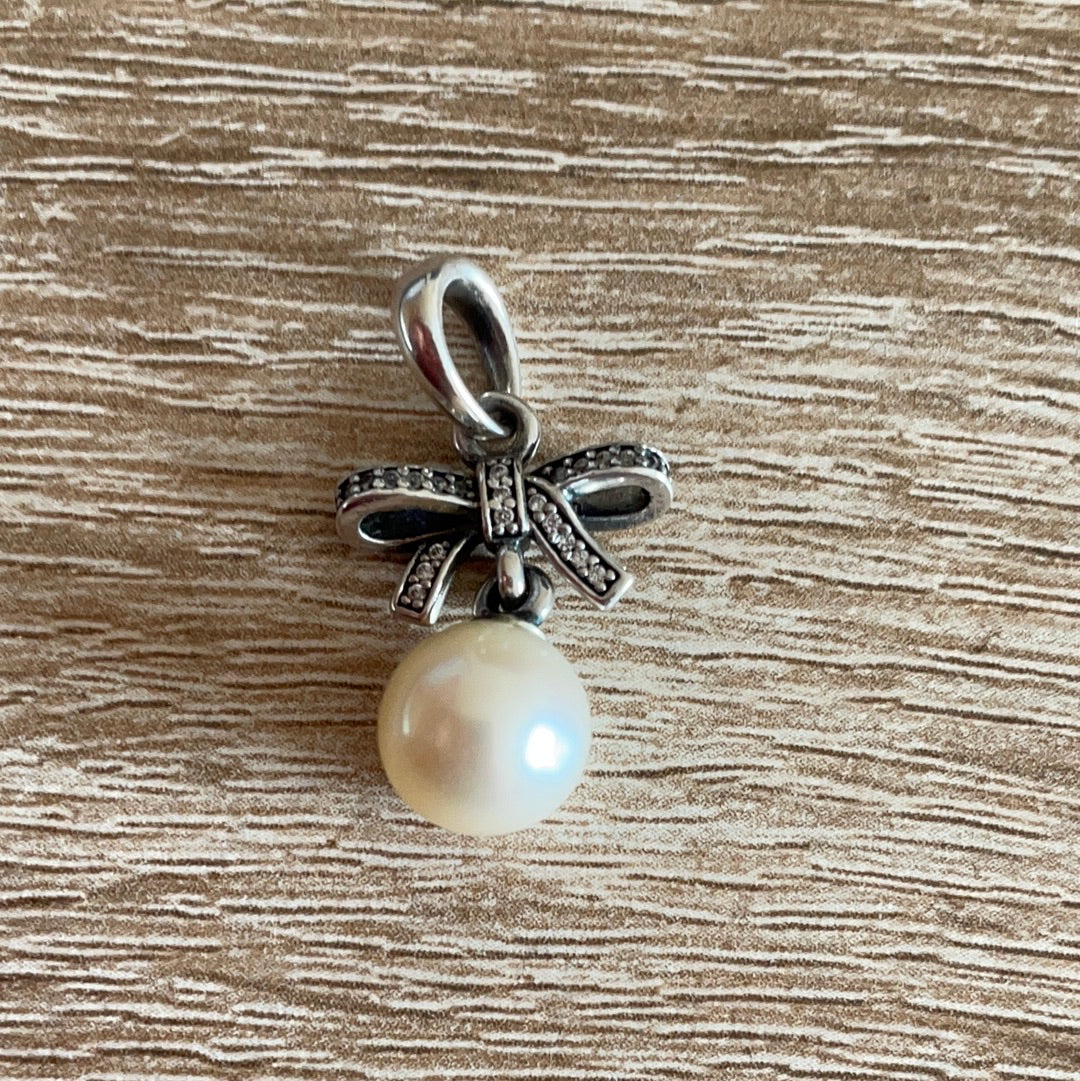 Genuine Pandora Delicate Sentiments Pearl Pave Bow and Pearl Dangle Beautiful Charm/ Pendant