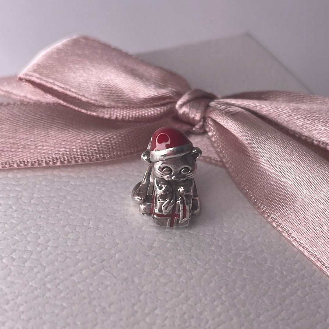 Genuine Pandora Christmas Cat with Santa Hat and Present Charm