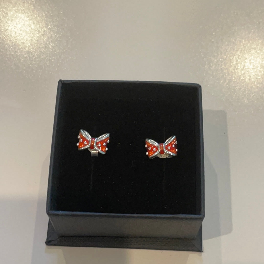 Genuine Chamilia Brand New in Box Disney Minnie Mouse Red Enamel Bow Earrings Studs