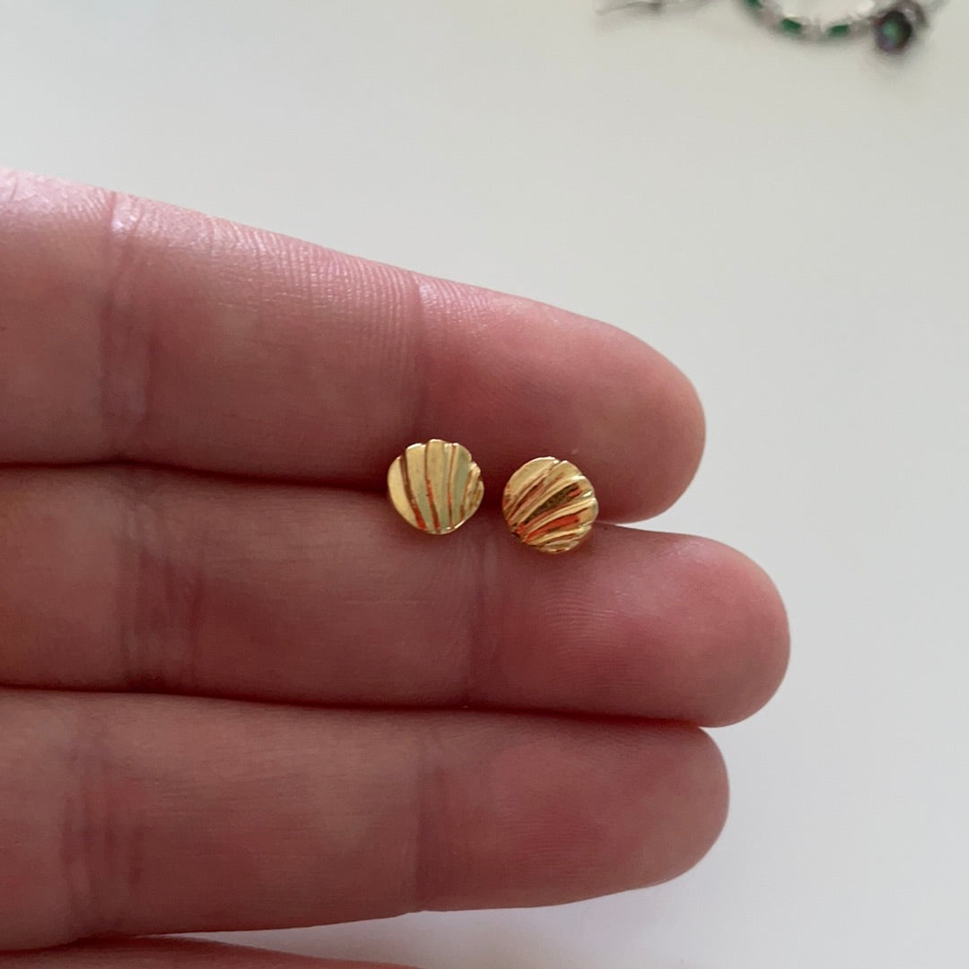 Brand New Gold Plated Sterling Silver Little Shell Art Deco Earrings