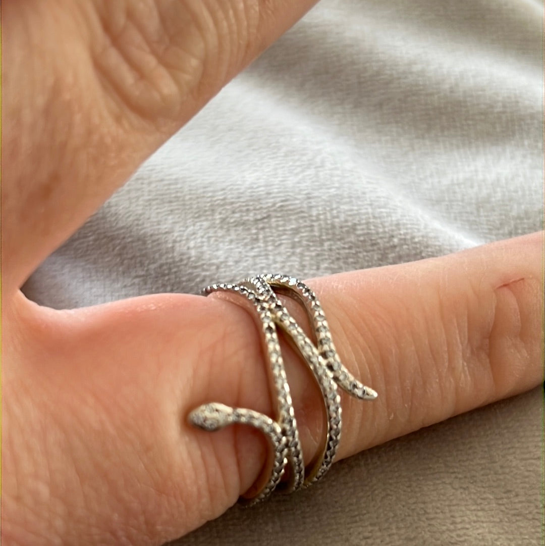 Genuine Pandora Pave Snake Animal Ring Size 56