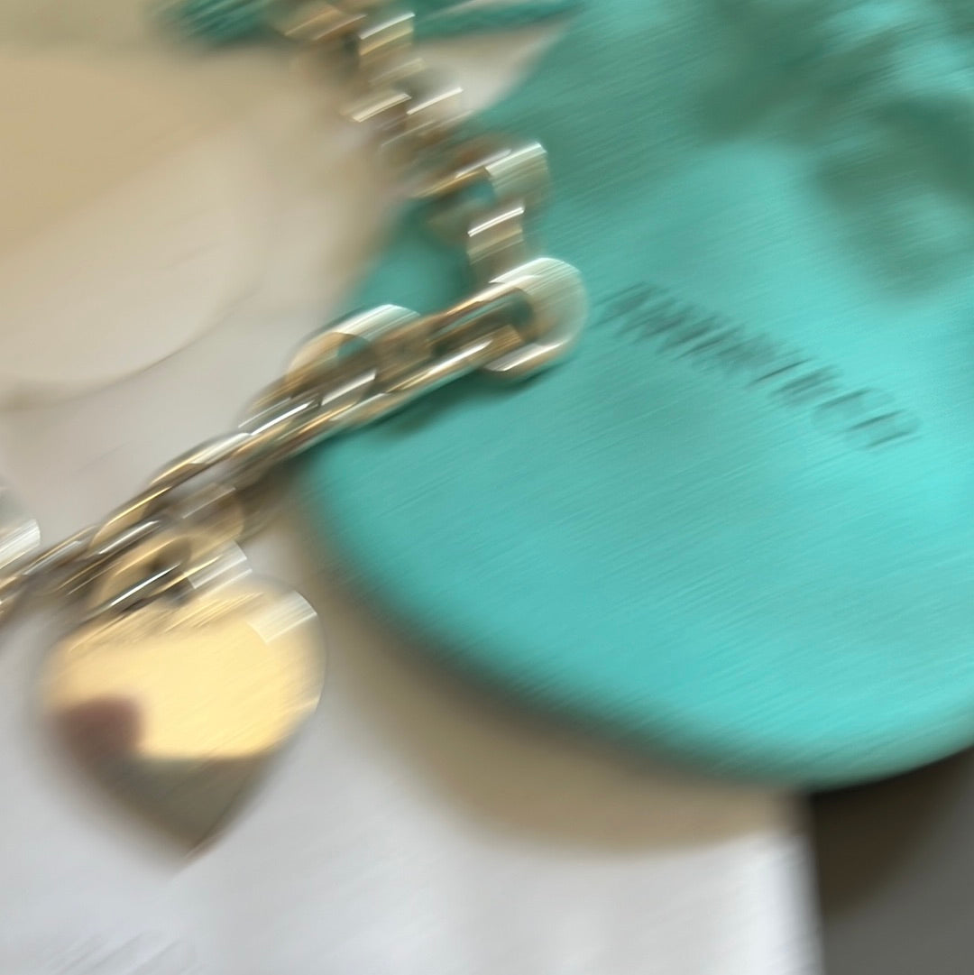 Genuine Tiffany & CO Sterling Silver Large Heart Chunky Toggle Chain Heart Pendant Choker Necklace 43cm