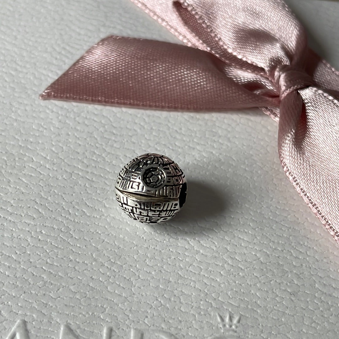 Genuine Pandora Brand New Star Wars Death Star Clip