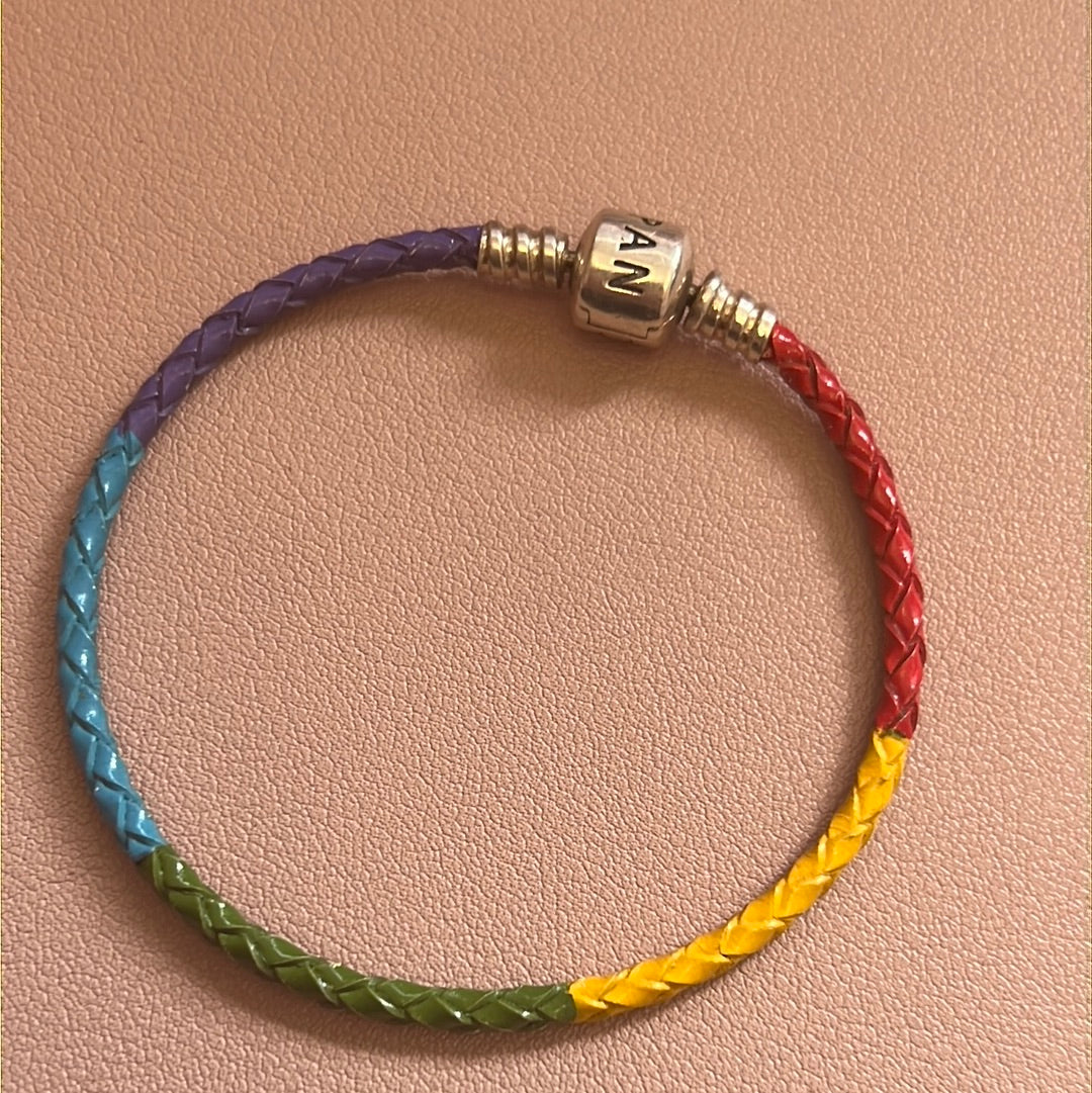 Unbranded Rainbow Coloured Leather Bracelet 18cm